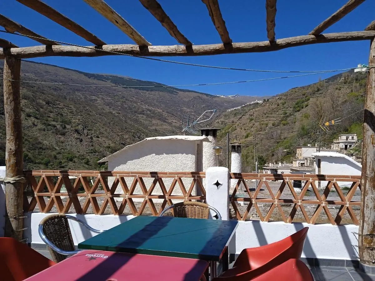 Casa Los Trillizos Pampaneira Holiday home