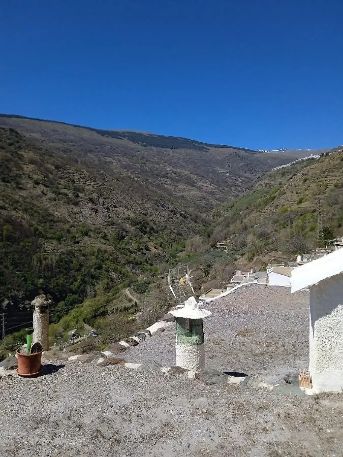 Casa Los Trillizos Pampaneira Holiday home